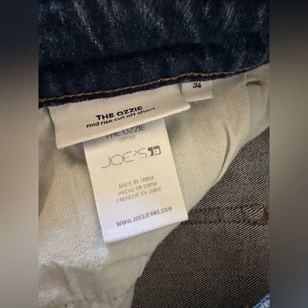 Joe’s Jeans ‘The Ozzie’ Mid-Rise Cut-off Short - 34 - Picture 2 of 6